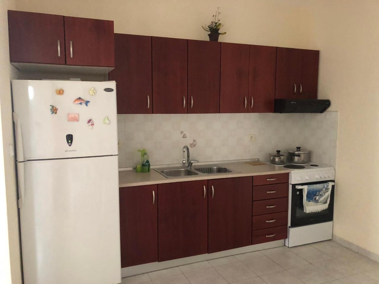 Accommodation Lydia เลปโตการายา ภายนอก รูปภาพ
